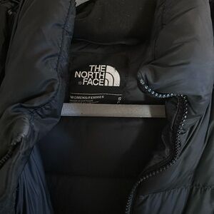 The Northface Metropolis Women’s Parka- black/small